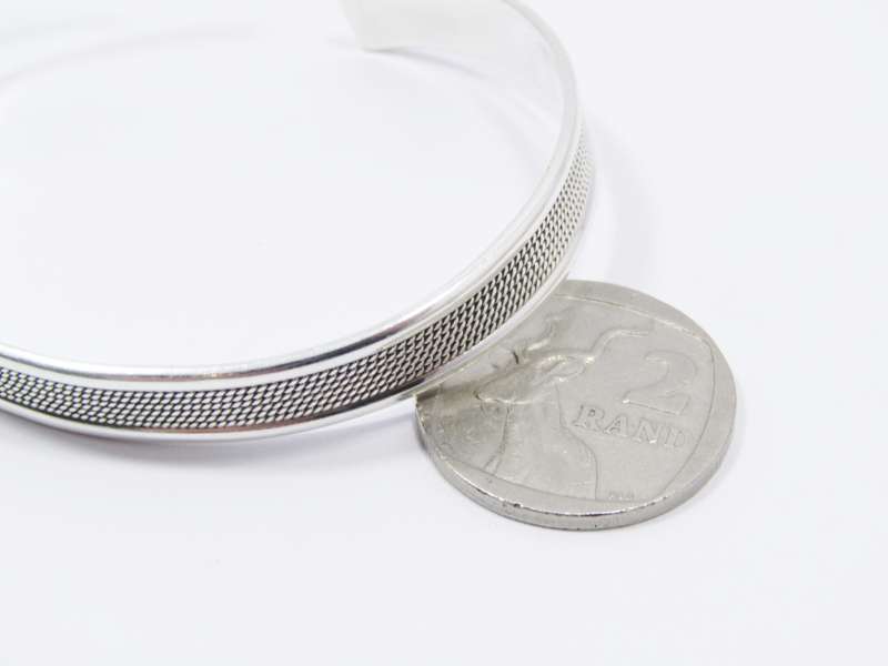 A Lovely Mesh Design Cuff Bangle in Sterling Silver.