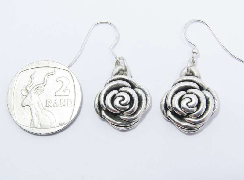 A Lovely Pair of Puffy Rose Design Dangling Earrings in Sterling Silver