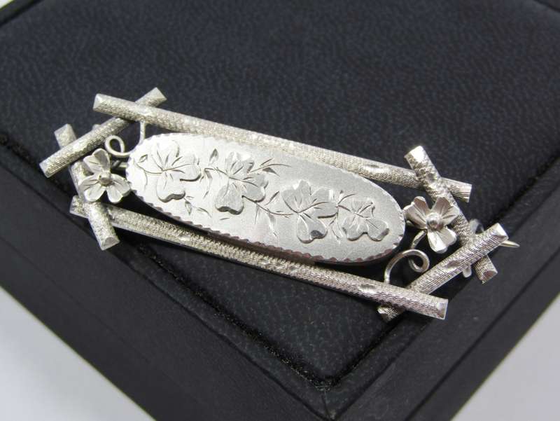 A Gorgeous Victorian Brooch in Sterling Silver