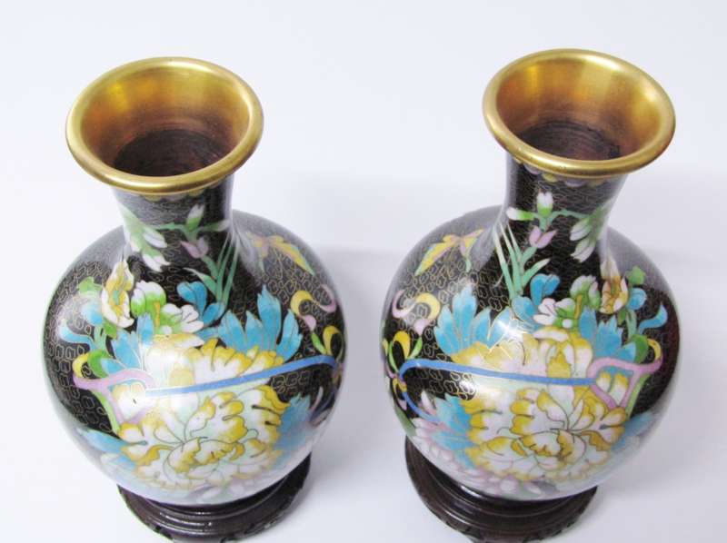 Exquisite! Pair of Detailed Cloisonne Vases on Stands