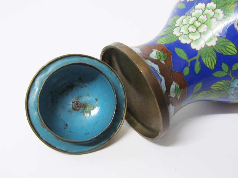 Beautiful! Antique Oriental Dragon Cloisonne Ginger Jar