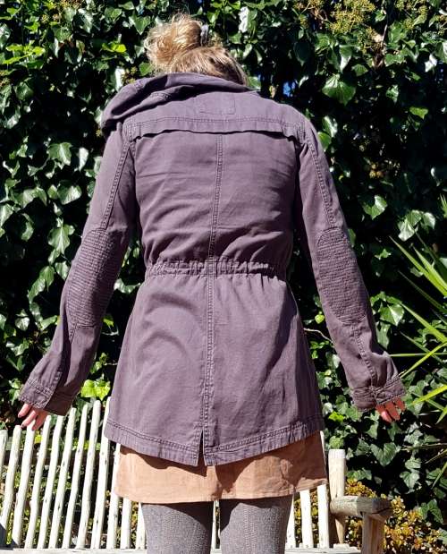 (women`s jacket) (size: S) (Mossimo) (USA)