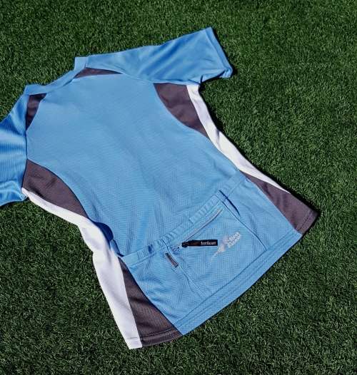 First Ascent women`s reflective cycling jersey (size: M)