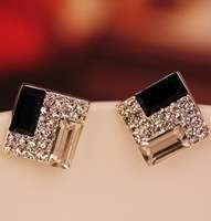 JOKER SQUARE BLACK AND WHITE EARRINGS
