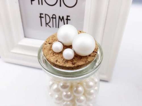 DOUBLE SIDE IMITATION PEAR BALL STUDS WHITE