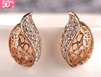 GOLD PLATED CRYSTAL EARRINGS