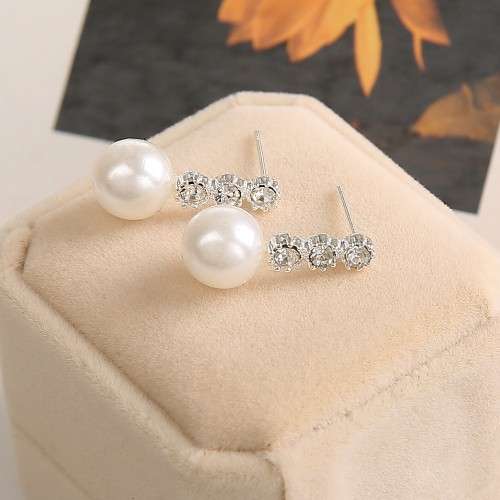 TOMTOSH CUTE SIMULATED PEARL STUD EARRINGS WITH CRYSTAL RHINESTONE