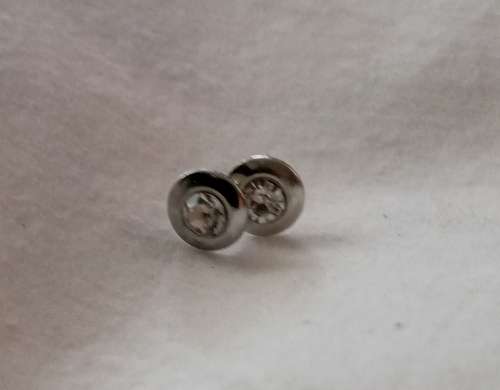 SMALL SILVER PLATED CRYSTAL STUDS