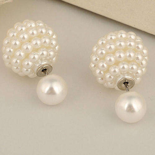 DUBBLE FAUX PEARL BIG BALL STUDS