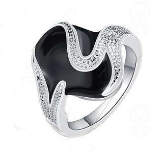 FASHION SILVER PLATED "UNISEX " RING SIZE 8