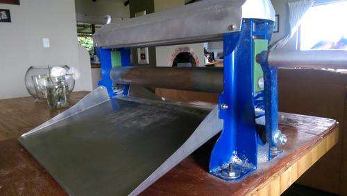 Manual Dough, Pastry and Fondant Roller/Sheeter (485mm wide)