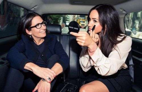 Bobbi Brown Teaches Beauty and Make-up Masterclass | 19 Video Lessons | 1 PDF | On-Demand Access