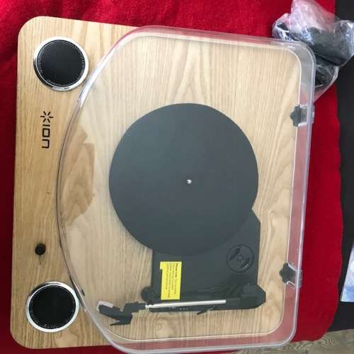 BRAND NEW ION Turntable