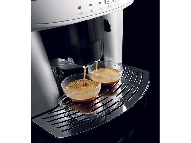 USED DELONGHI BEAN TO CUP COFFEE MACHINE