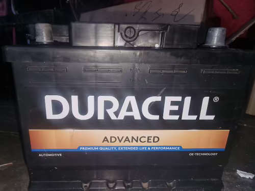 Duracell car battery DB646DE