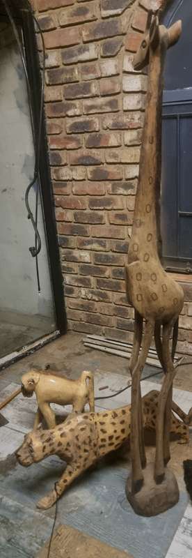 Wooden animal ornaments