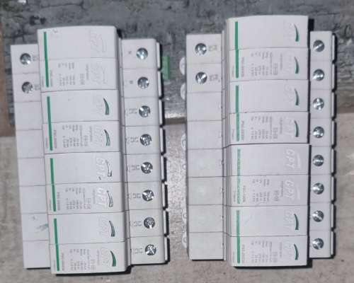 Surge arrestors 3 phase + neutral