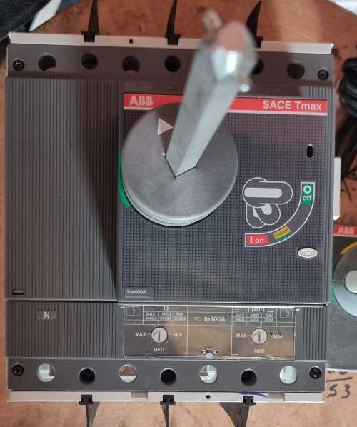 ABB SACE Tmax 400A MCCB 50KA 4 pole