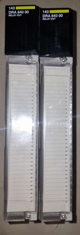 Schneider 140 PLC complete