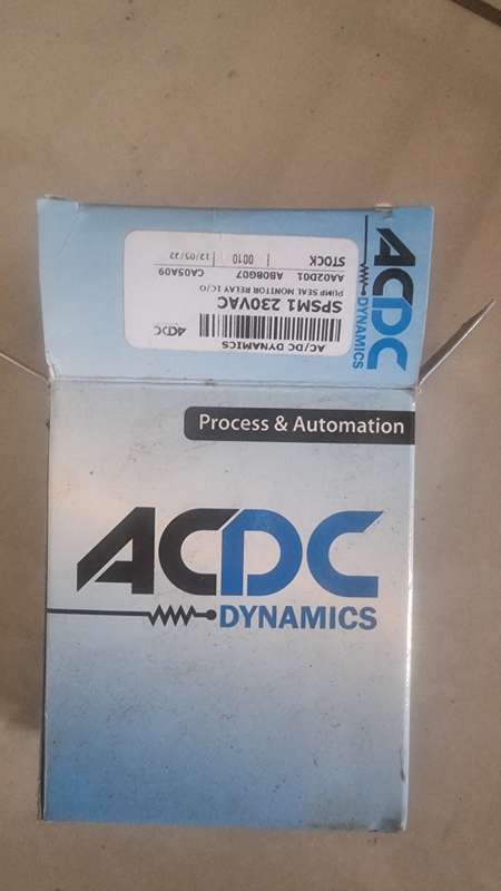 ACDC submersible pump seal monitor
