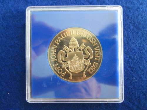 Rare Papal Medal Pope John Paul II 1982 British Visit Commemorative Arms 38mm.