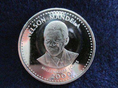 "SOMALIA 2000" - NELSON MANDELA CROWN - 38mm  UNCIRCULATED 25Sh MILLENNIUM ICONS.