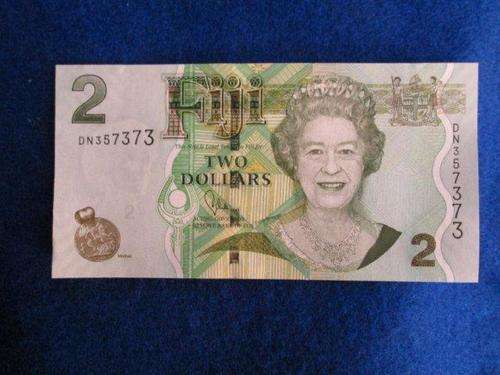 QE II - FIJI Two Dollar Banknote.  Uncirculated.