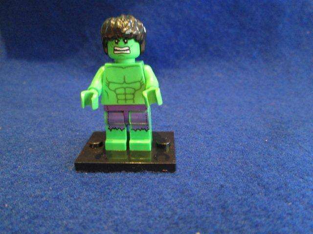 Minifigures - Not lego.  (Lego Compatible).