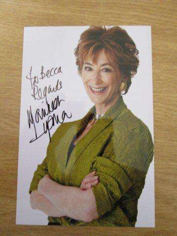 Maureen Lipman CBE (Bull) Signed Photo.