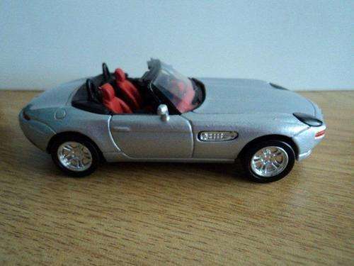 New Ray - BMW Z8.