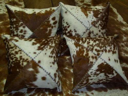 NGUNI HIDE CUSHIONS - RED & WHITE
