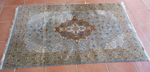 HAND KNOTTED PERSIAN CARPET
