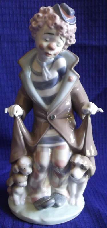 LLADRO FIGURINE - "SURPRISE"