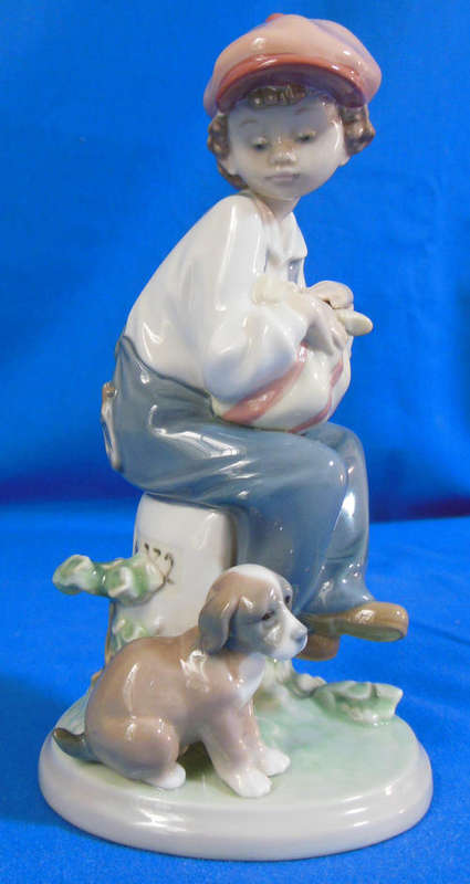 LLADRO FIGURINE - "MY BEST FRIEND" A Boy and his Dog