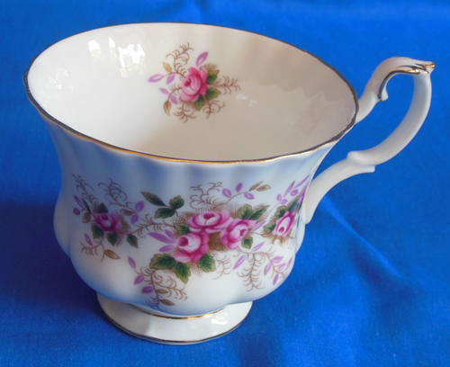 ROYAL ALBERT  "LAVENDER ROSE "   CUP  #2