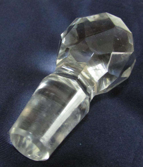 CRYSTAL DECANTER STOPPER