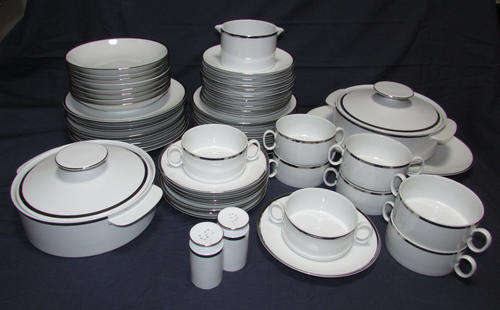 ROSENTHAL THOMAS MEDAILLON DINNER SET- 54 pieces - Classic and Elegant Design