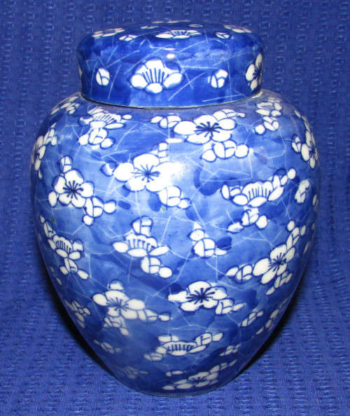 GINGER JAR WITH LID