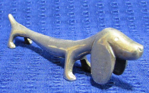 PEWTER DACHSHUND / KNIFEREST