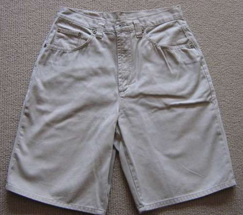 MEN'S BEIGE JEANS-STYLE SHORTS - AS NEW