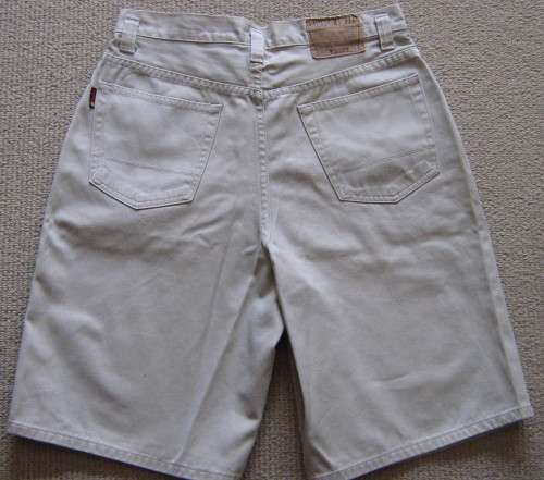 MEN'S BEIGE JEANS-STYLE SHORTS - AS NEW