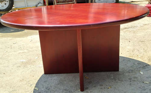 ROUND CONFERENCE TABLE
