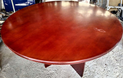 ROUND CONFERENCE TABLE