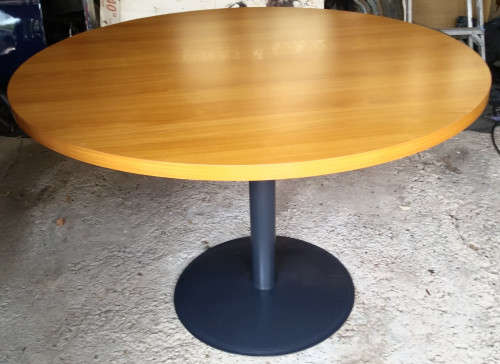 ROUND CONFERENCE TABLE - LIGHT OAK