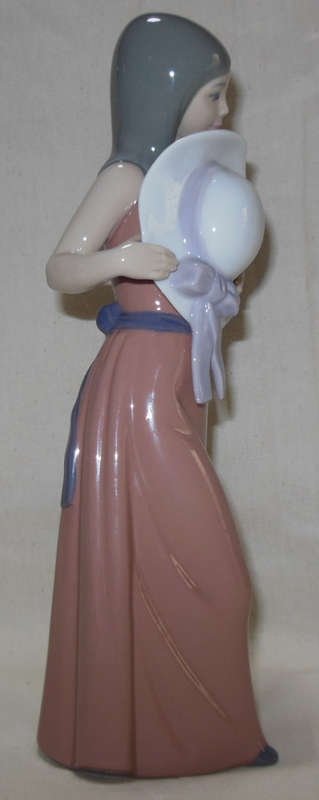 LLADRO FIGURINE - "Bashful Girl with Straw Hat" - Retired
