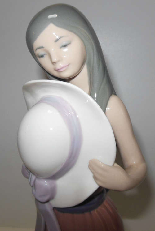LLADRO FIGURINE - "Bashful Girl with Straw Hat" - Retired
