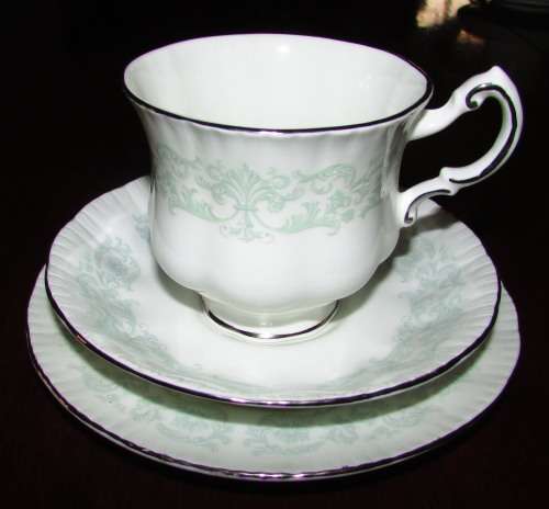 PARAGON TEA SET - MELANIE PATTERN