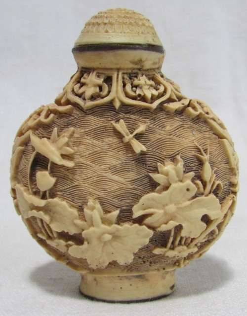 CHINESE SNUFF BOTTLE