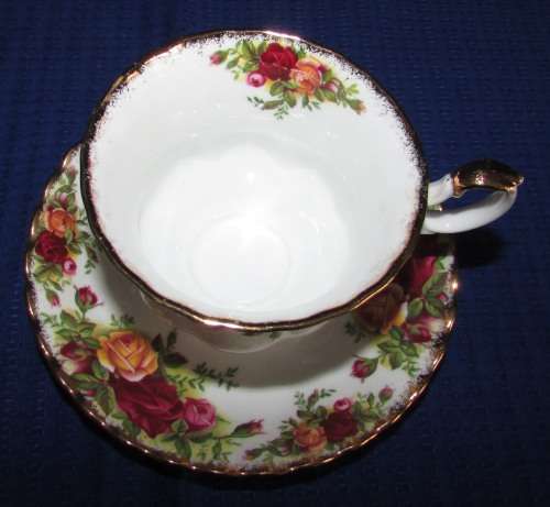 Royal Albert  `Old Country Roses` Tea Set with Tea Pot