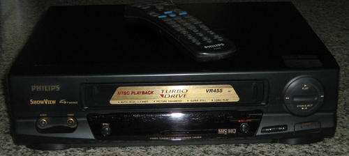 PHILIPS VCR FOR SPARES - WITH REMOTE CONTROL